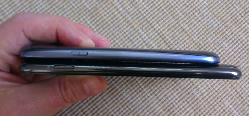 Samsung Galaxy S3 vs Samsung Galaxy Note Side On Crop