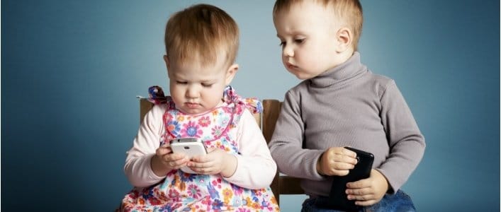 what-is-the-right-age-to-give-your-child-a-phone